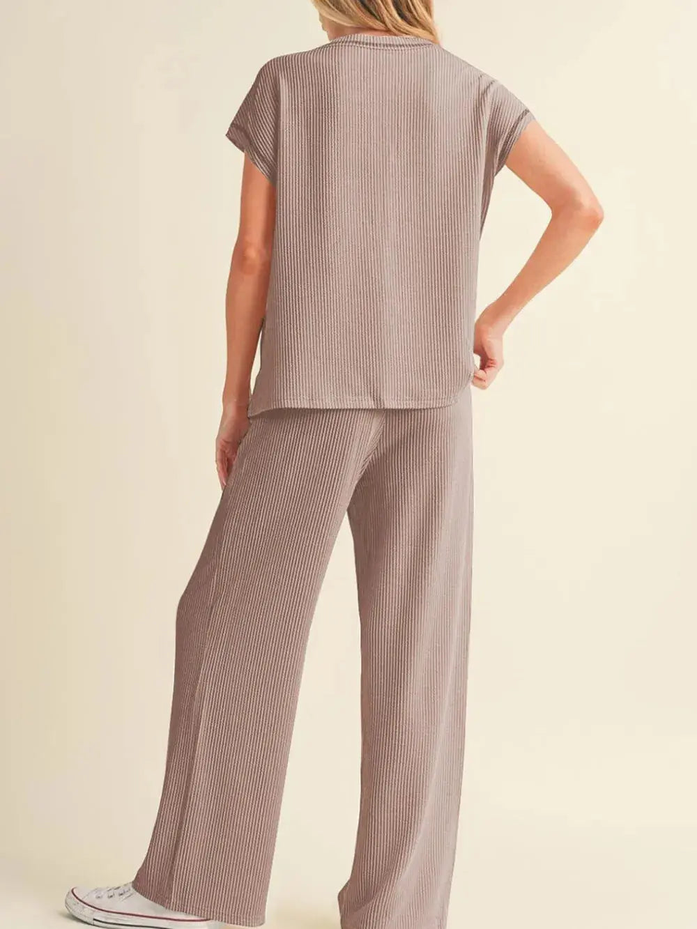 Ensemble haut et pantalon côtelés à coutures apparentes eprolo