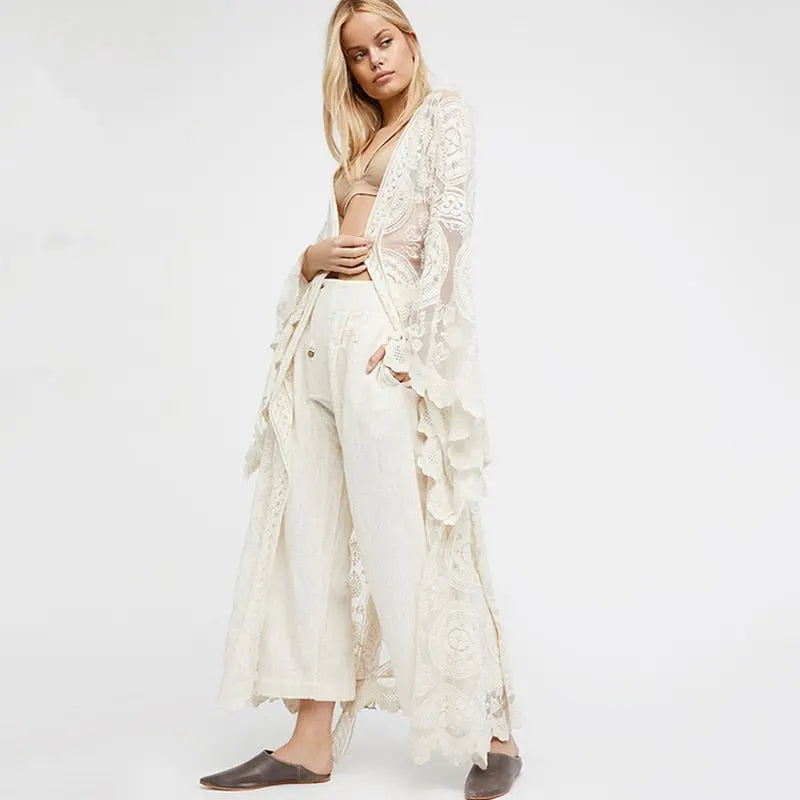 Haut chemisier, Kimono long en dentelle à manches évasées, style bohème. eprolo