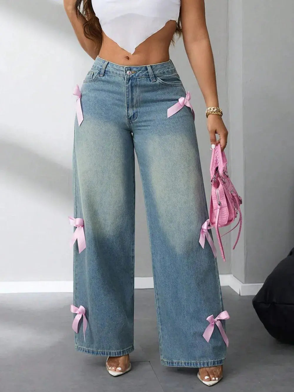 Pantalon en jean taille haute à jambes larges avec nœud eprolo