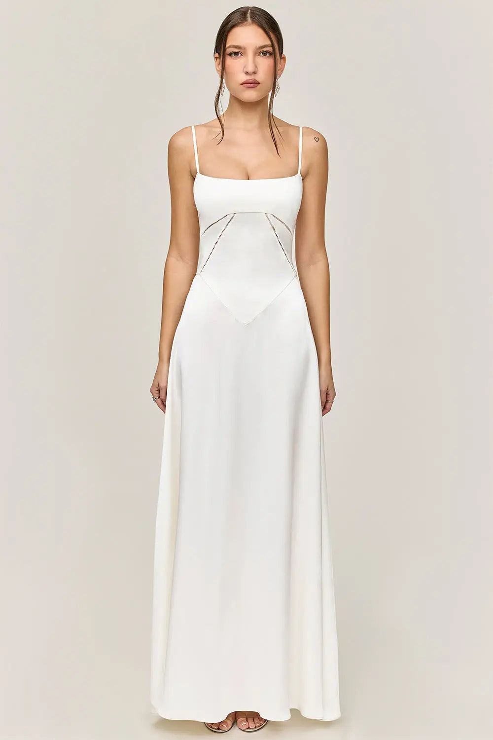 Robe longue Camila, coupe slim, sans manches. eprolo