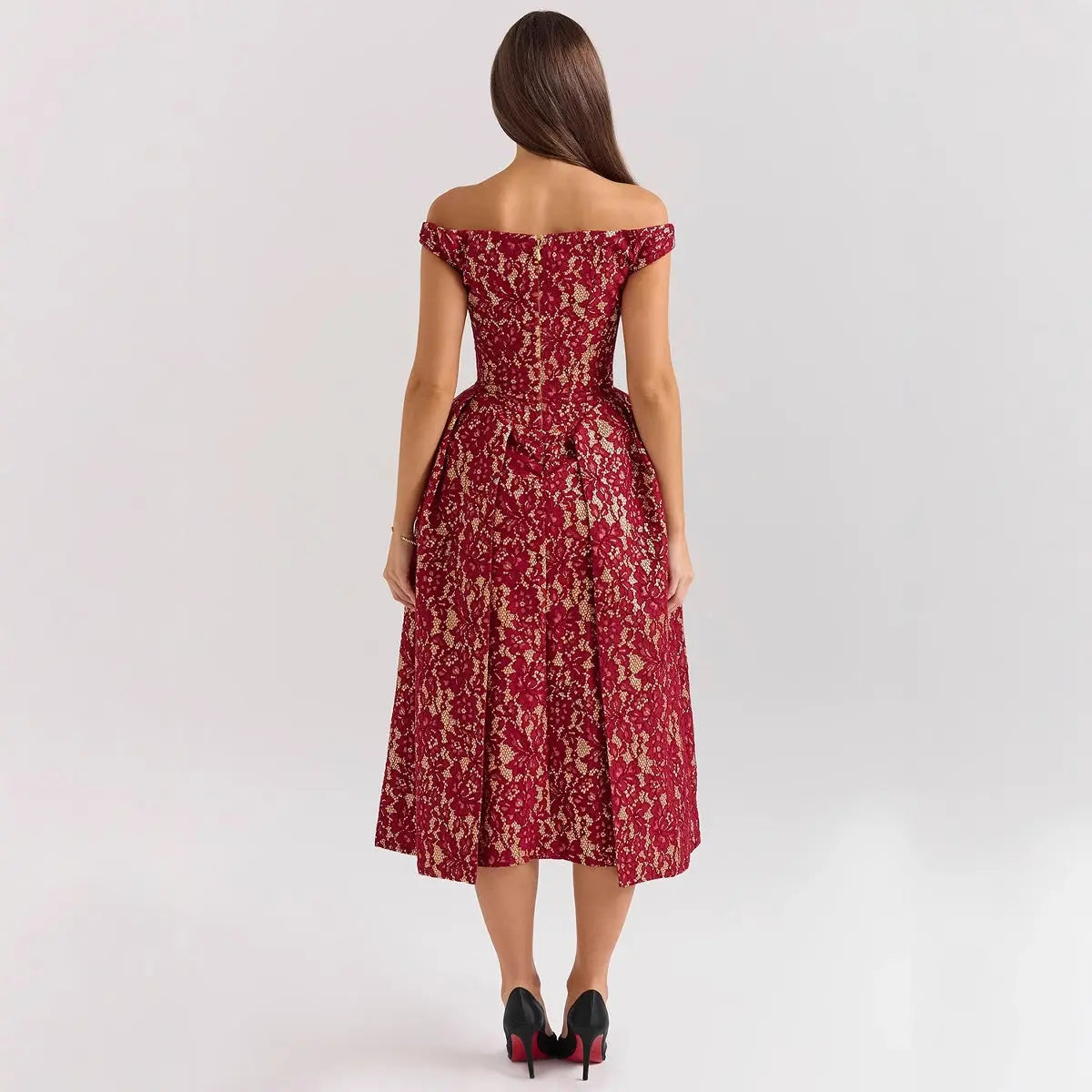 Robe longue Cassandra, robe midi imprimée, coupe ajustée, cintrée à la taille. eprolo