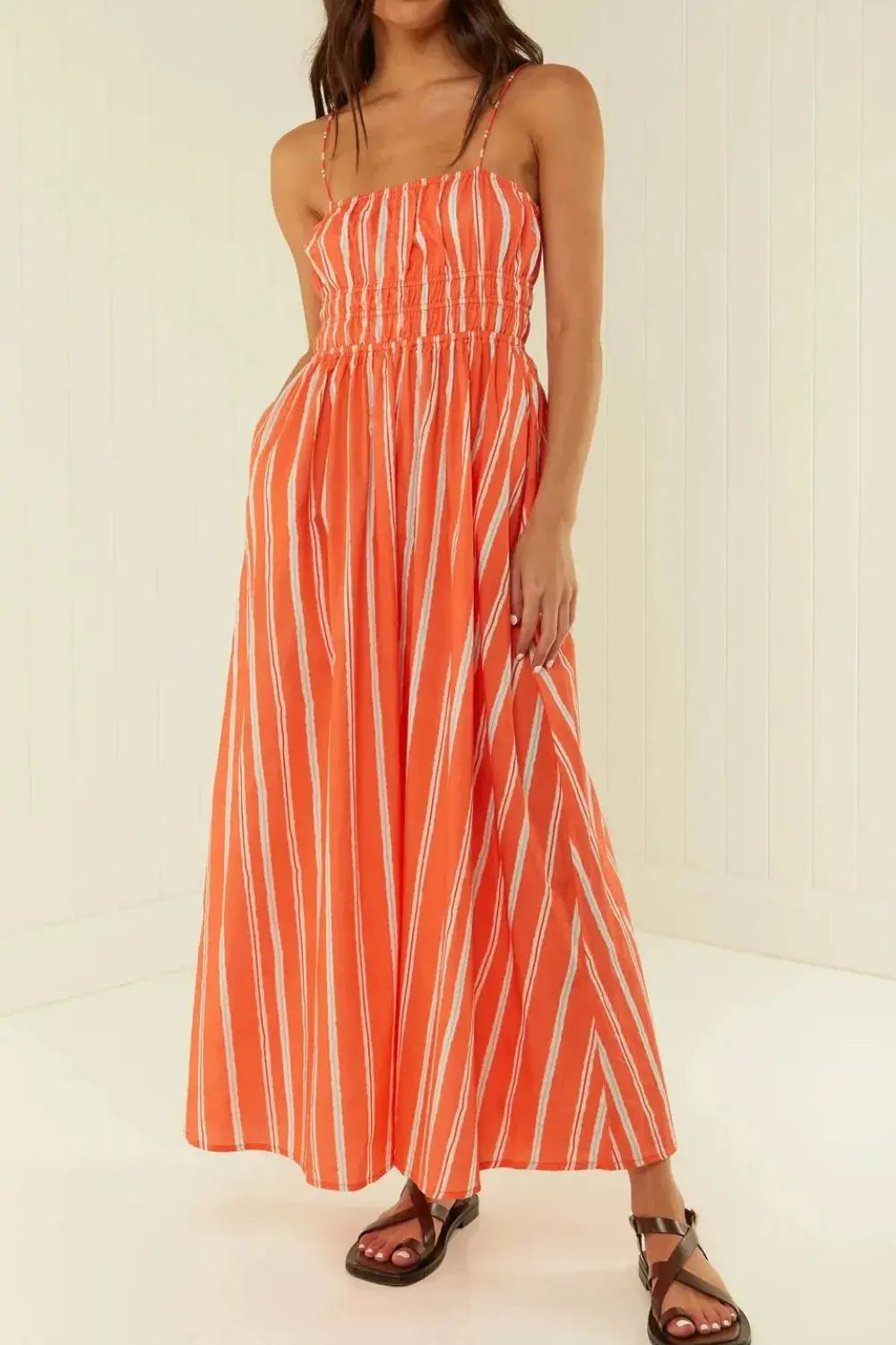 Robe longue Oria, caraco rayée à col carré. eprolo