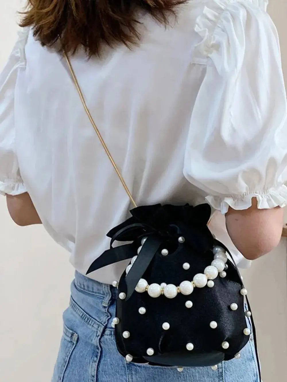 Sac seau uni avec détails en perles eprolo
