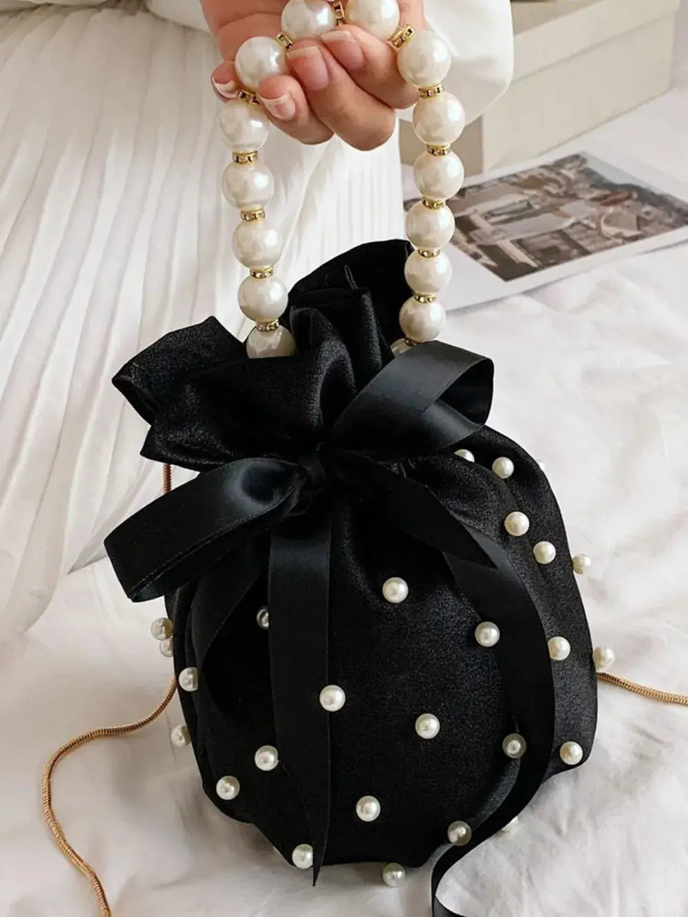 Sac seau uni avec détails en perles eprolo