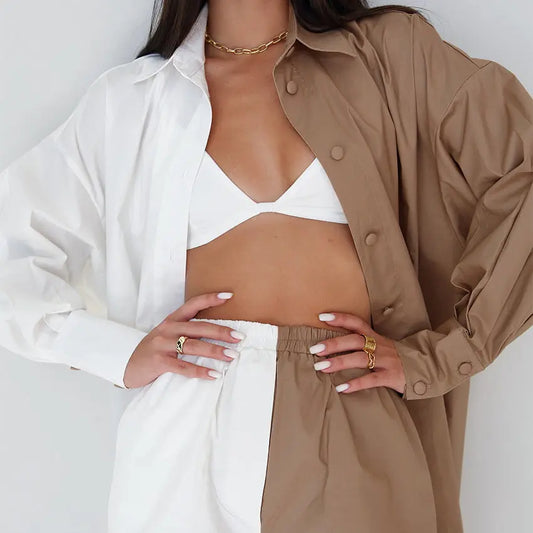 Ensemble deux pièces en coton, chemise à manches longues et short de couleur contrastée. eprolo