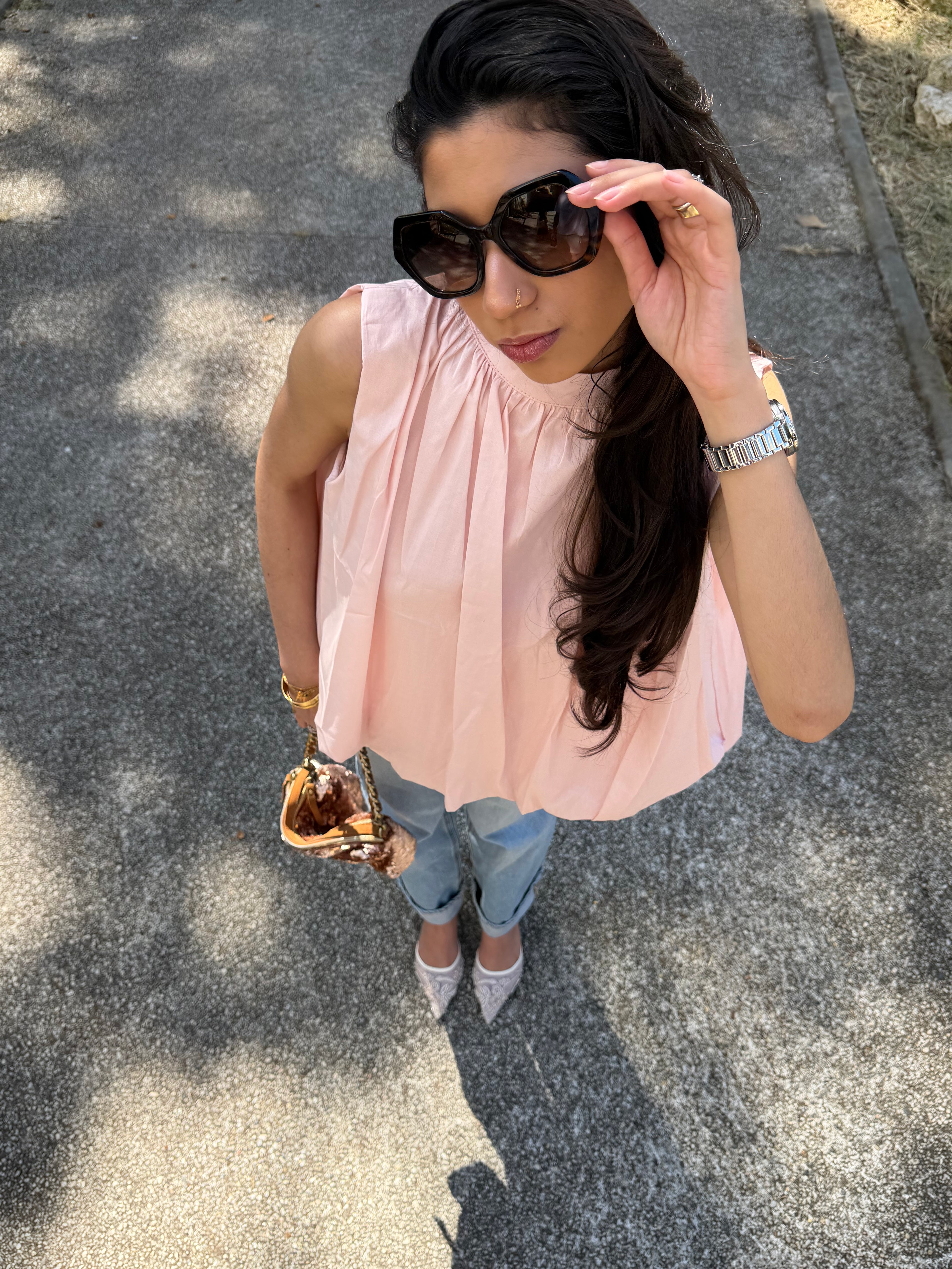 Blouse Ana rose, sans manches et dos nu à nouer
