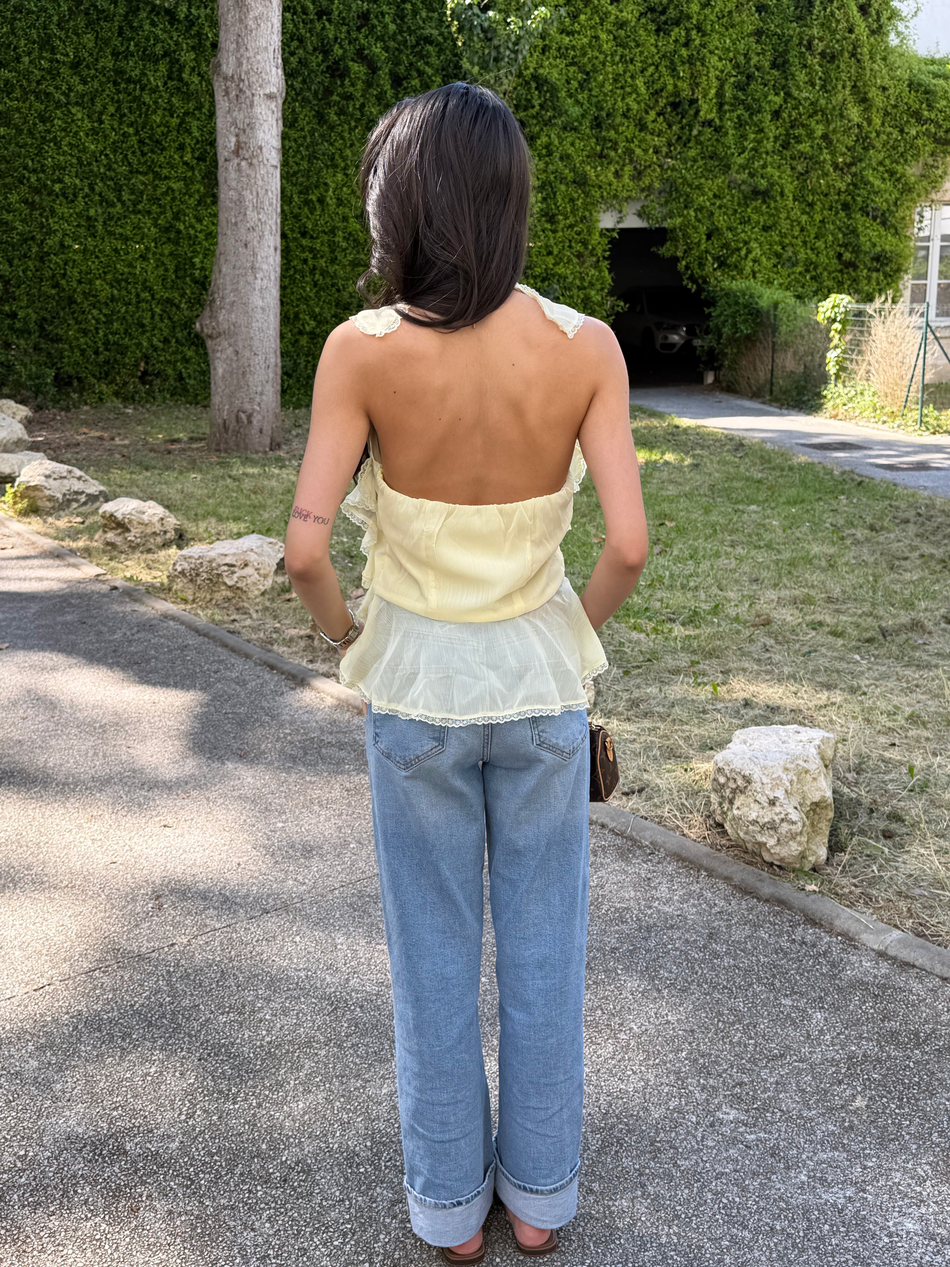 Haut Léa jaune à volants et dentelles, dos nu