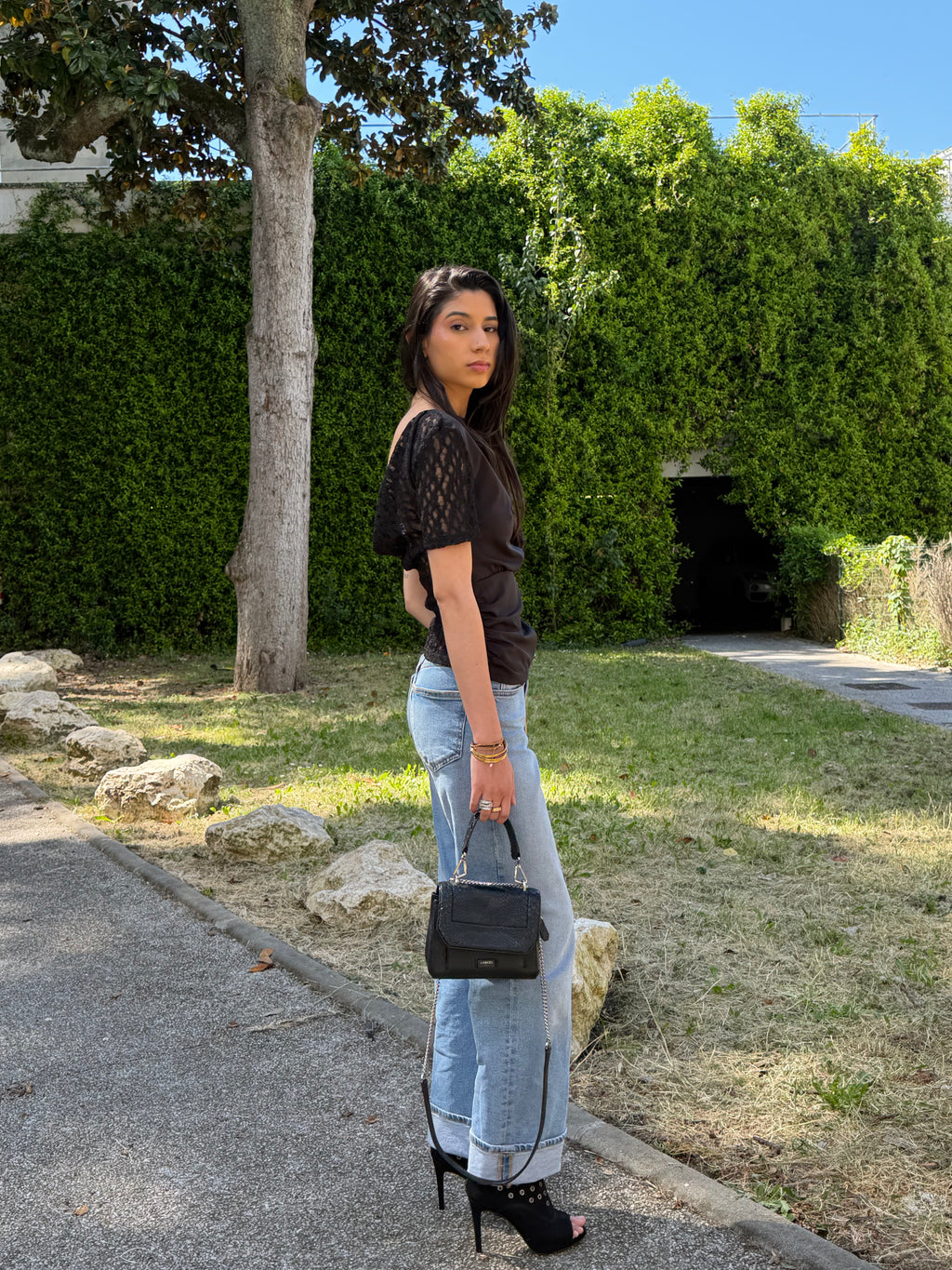 Haut Sonia,  satin et dentelle dos nu