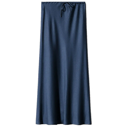 Jupe longue en satin, jupe taille haute nouée avec cordon de serrage. eprolo