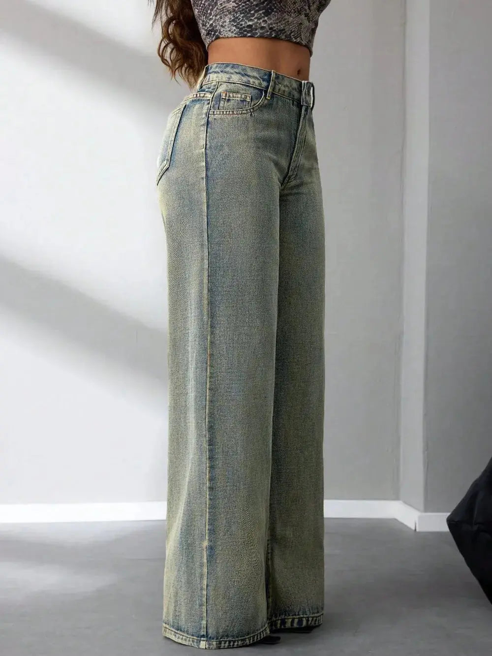 Pantalon jean taille haute à jambes larges eprolo