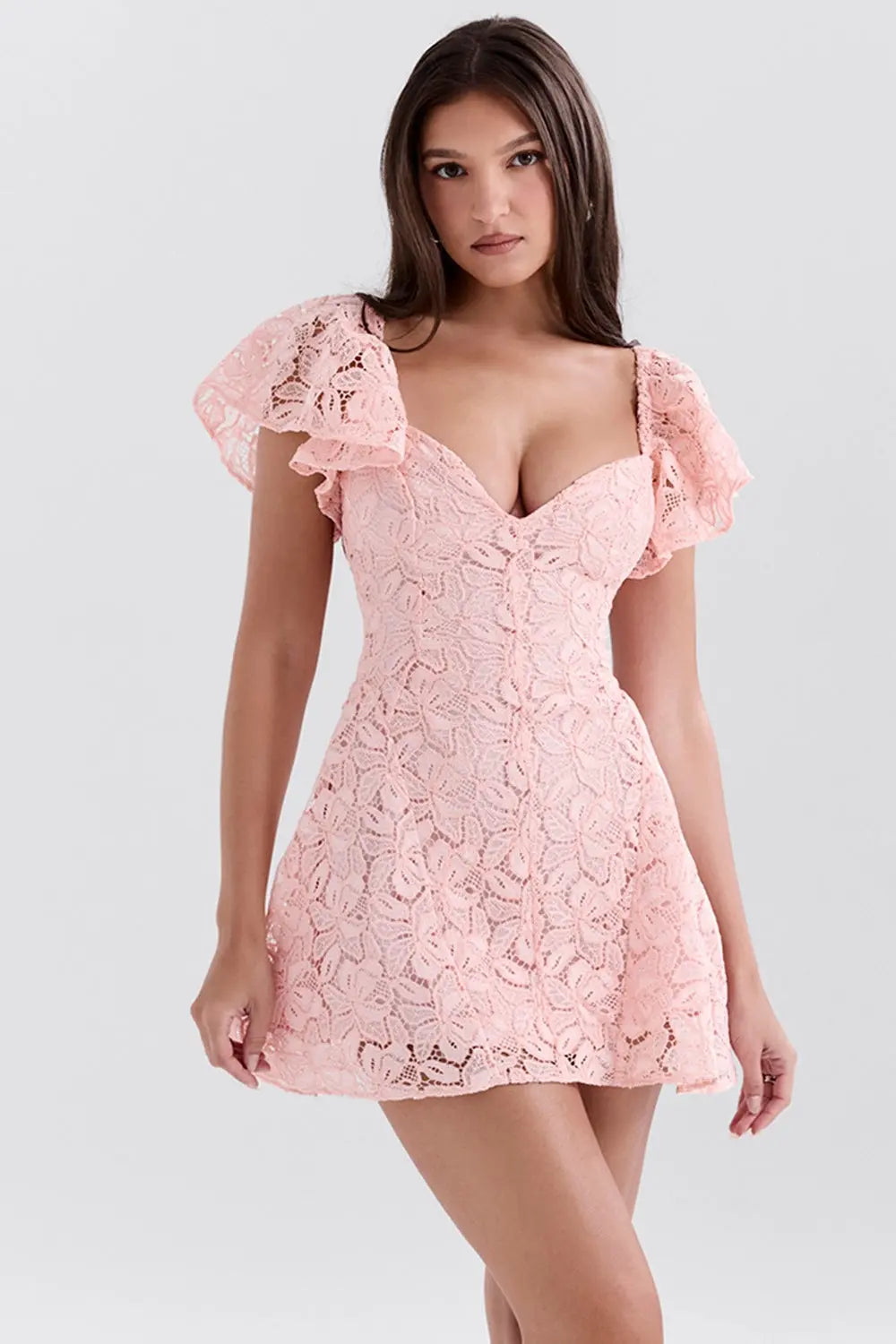 Robe courte Lisa, robe en dentelle, col en V, coupe trapèze. eprolo