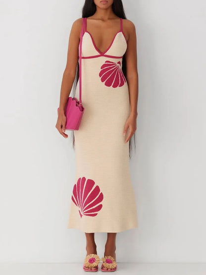 Robe longue Adélina, robe en tricot, sans manches, dos nu, col en V et imprimé coquillages. eprolo