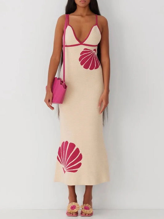 Robe longue Adélina, robe en tricot, sans manches, dos nu, col en V et imprimé coquillages. eprolo