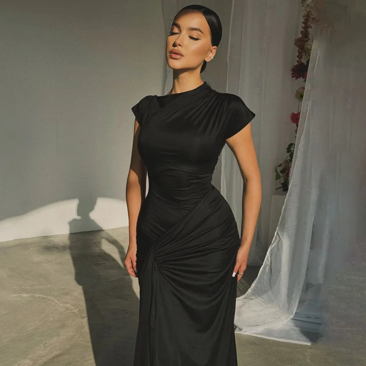 Robe longue Aîna à manches courtes, plissée eprolo
