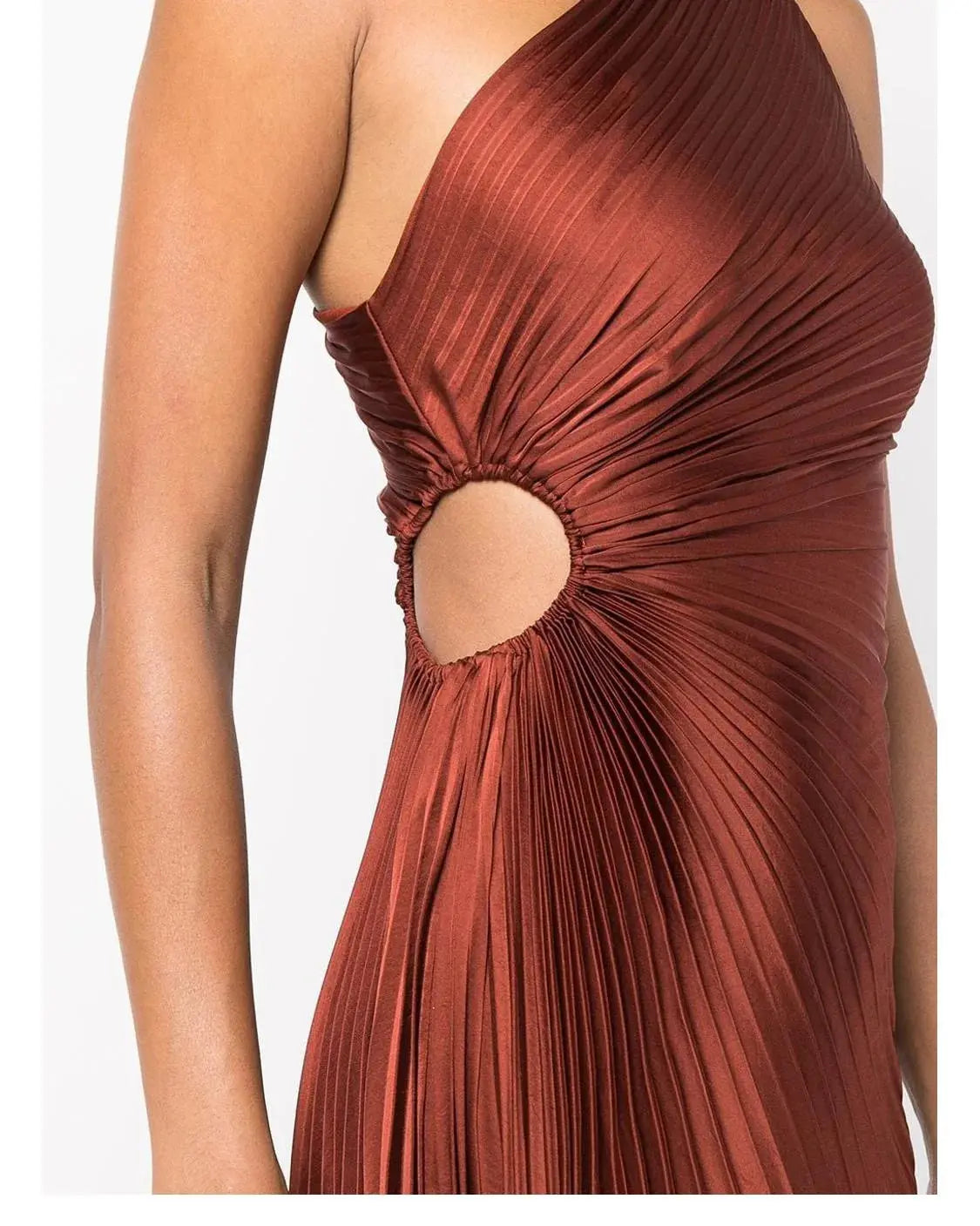 Robe longue Amina, robe plissée et asymétrique. eprolo