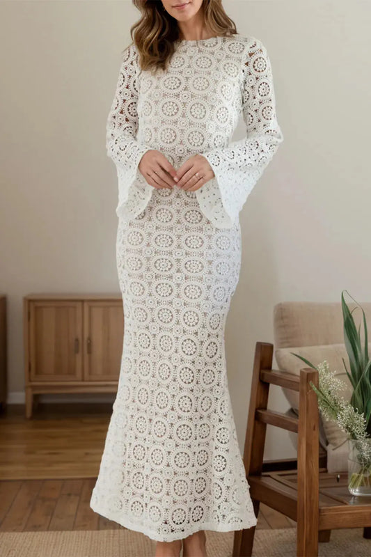 Robe longue Miel dos nu en dentelle à col rond et manches évasées eprolo