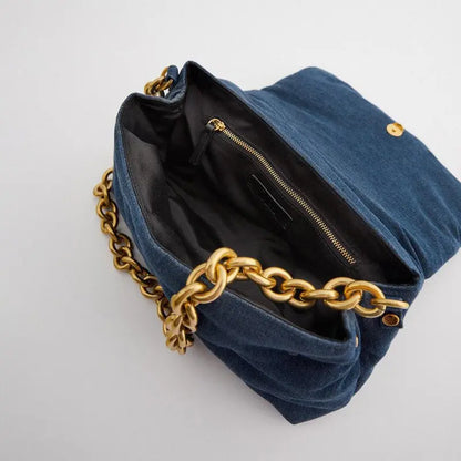 Sac à bandoulière en denim bleu foncé avec chaîne en métal épais, style rétro, grande capacité, boutons, carré, souple, tendance et décontr eprolo