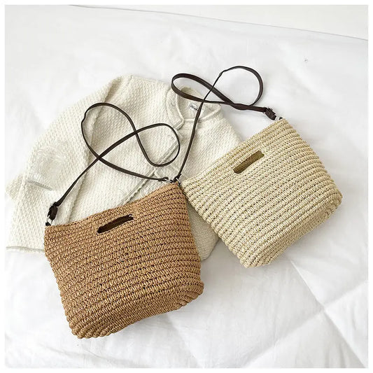 Sac à main de plage tissé avec anse. eprolo