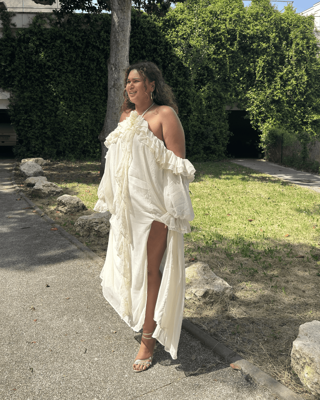 Robe Héléna beige, dos nu et manches longues