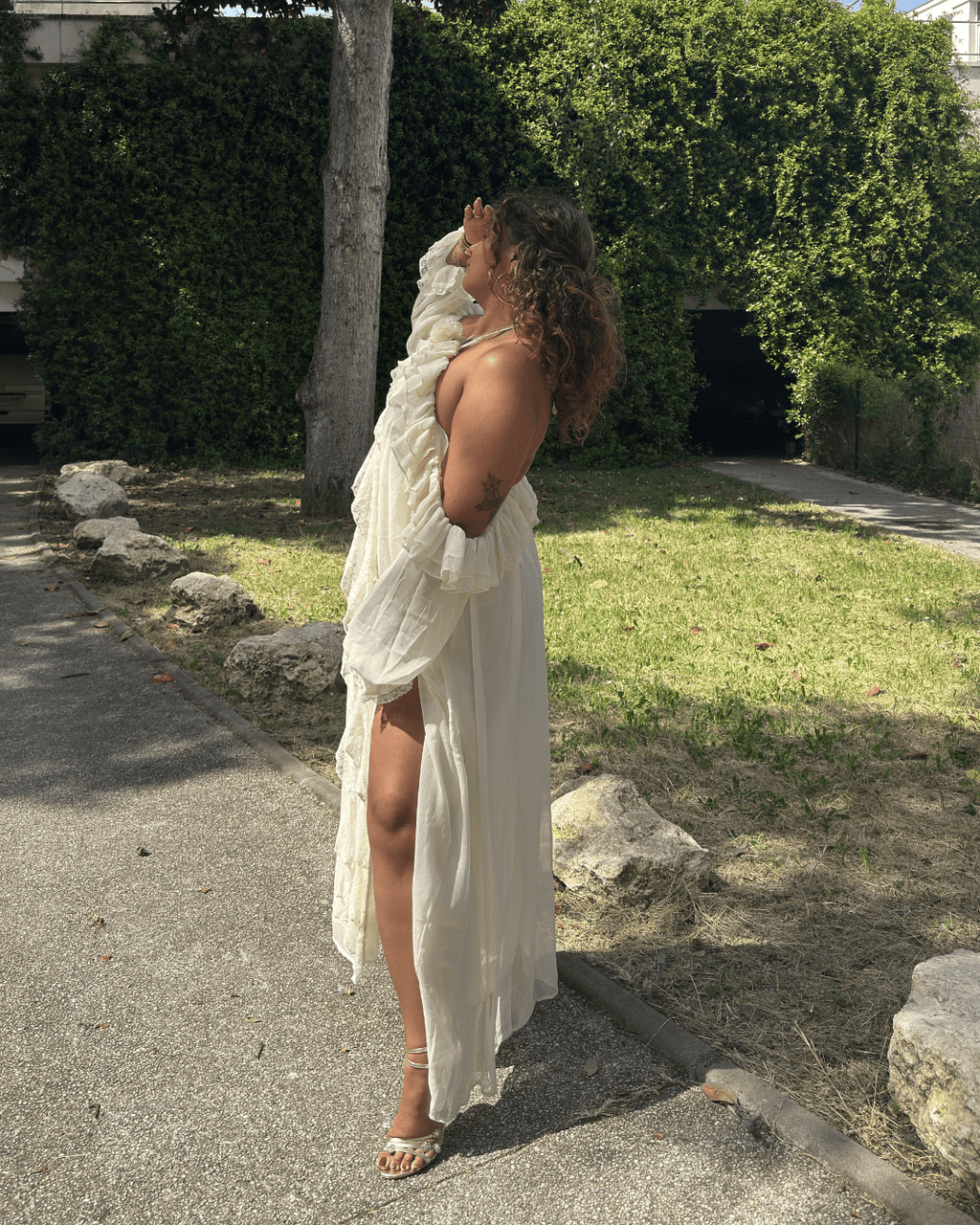 Robe Héléna beige, dos nu et manches longues