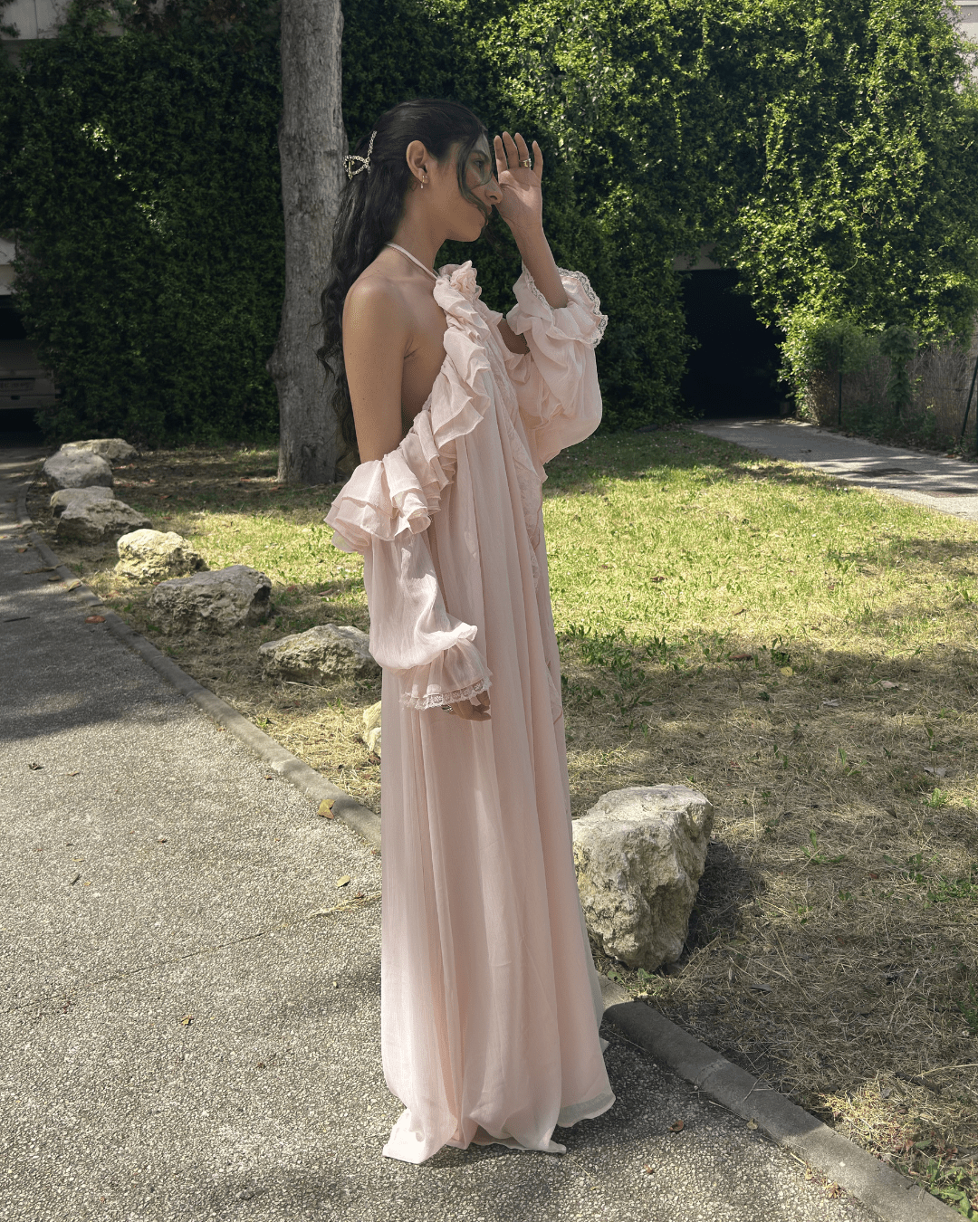 Robe Héléna rose, dos nu et manches longues